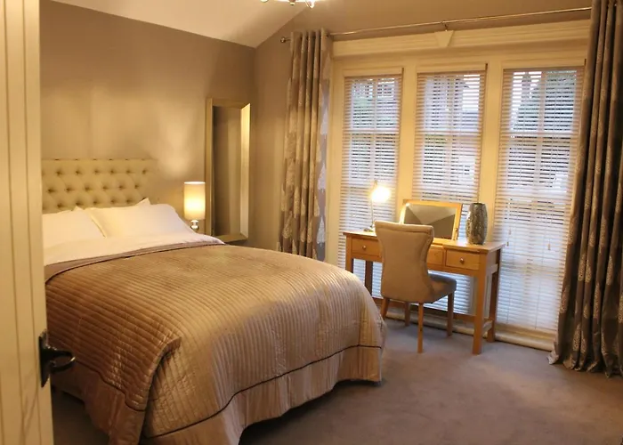 The Lodge At The Cedars